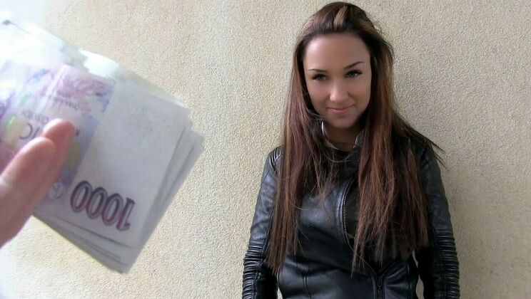 [PublicPickups] - Victoria Sweet's Round Butt - Victoria Sweet