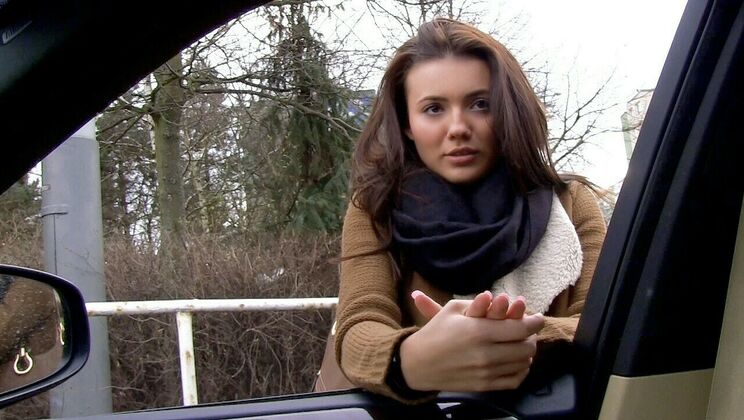 [StrandedTeens] - Nice Ass of Pretty Hitchhiker Vanessa - Vanessa Decker