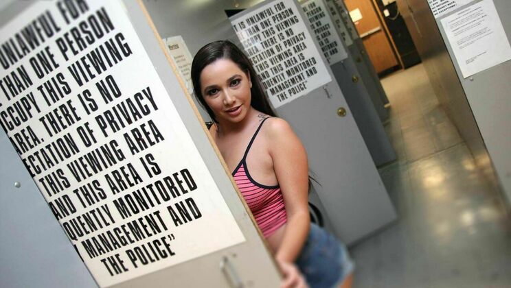 Karlee Grey Loves Cum Swallowing