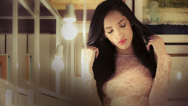 [SexArt] - Solo Performance by Stunning Chloe Amour - Chloe Amour