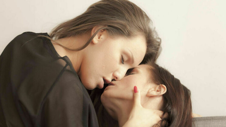 [SexArt] - Czech Blonde Pussy Lickers