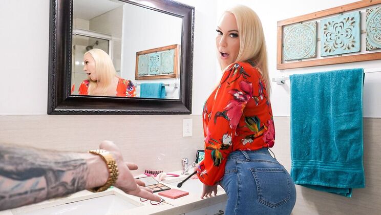 [MyPervyFamily] - Deepthroat Delight with Blonde Stepmom - Mellanie Monroe - Nade Nasty