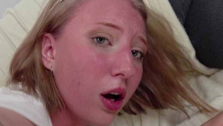 [ErikaKortiStudio] - Emma Korti's First Anal Adventure