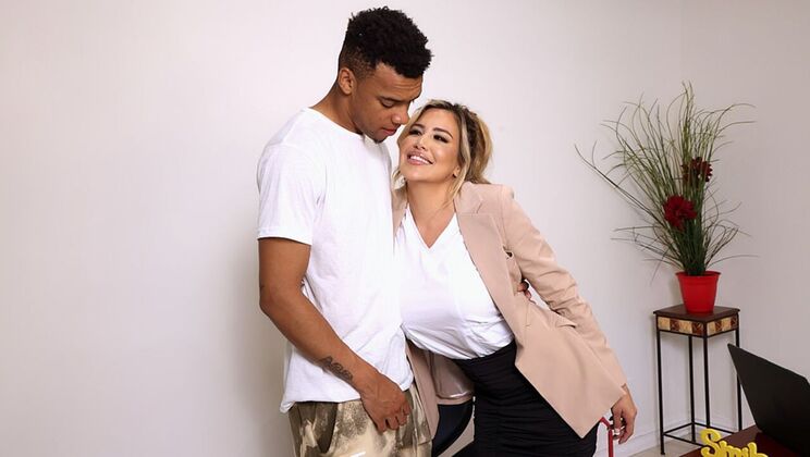 [FantasyMassage] - Sexy Time With My Latina Mother-In-Law - Caitlin Bell - Lawson Jones