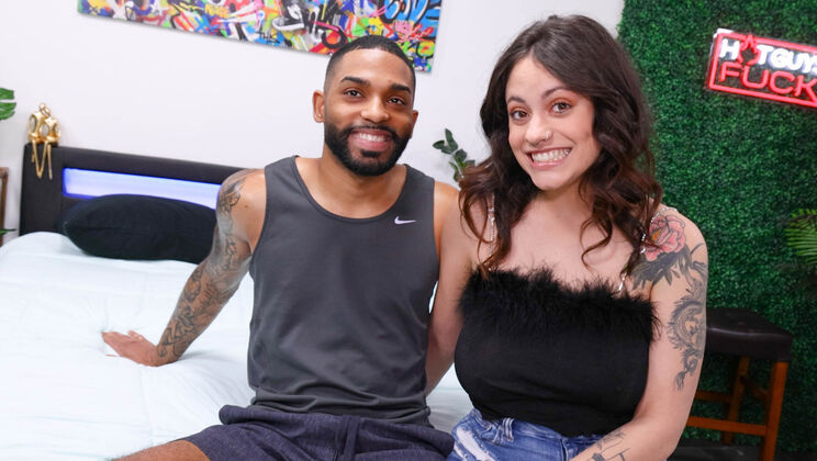 [HotGuysFuck] - Melody Foxx Loves Being Missionary With Athletic James Harp