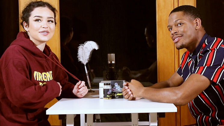 [HotGuysFuck] - Latina Leah Rodriguez Meets Russel West for a Wild Ride - Part 1 - Leah Rodriguez - Russel West