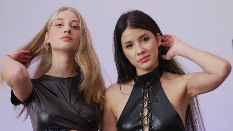 [NRXStudio] - Hot Stepsisters Hardcore BDSM Action - Sasha Paige - Marty Dope - Tim Monster Cock - Sofa Weber