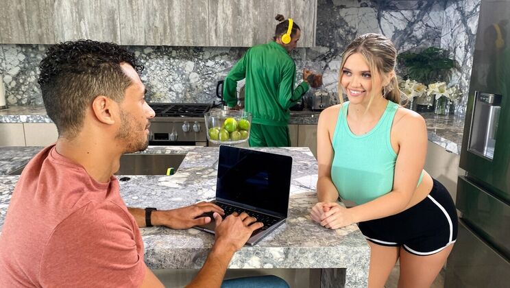 [CrazyCollegeGFs] - Big Naturals and Cheating Desires