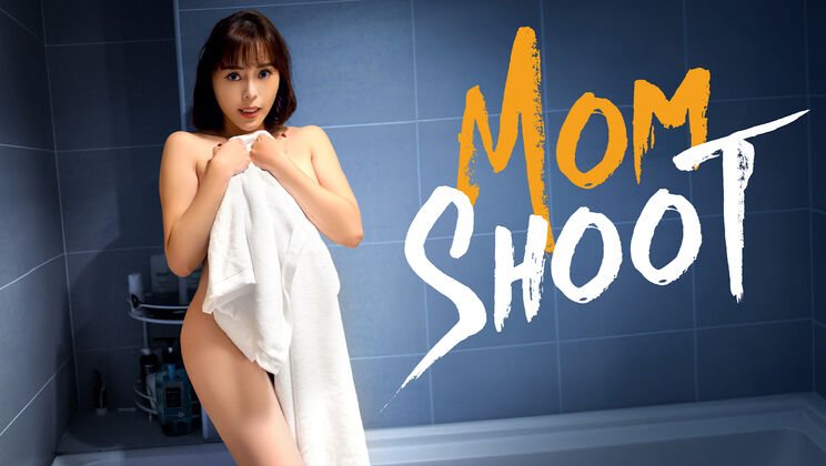 [MomShoot] - Lena's Naughty Thong Encounter - Lena - Zeng Ciang
