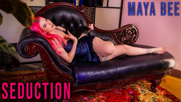 Anal Fingering with Maya Bee