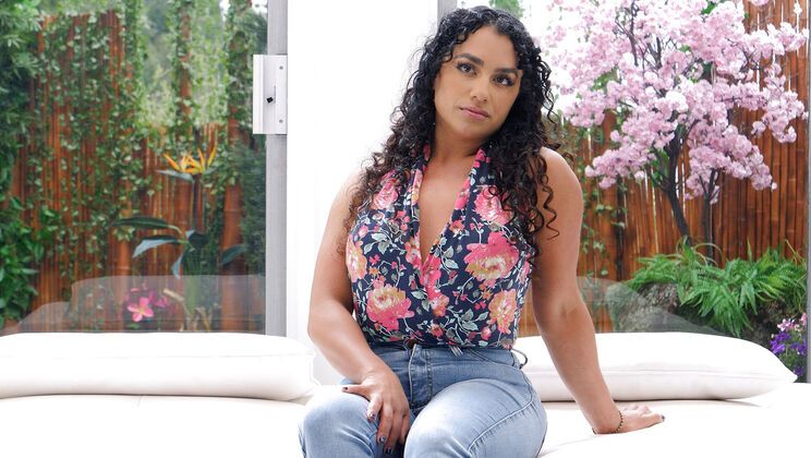 [NetGirl] - Brianna's Dirty Deepthroat Audition - Brianna