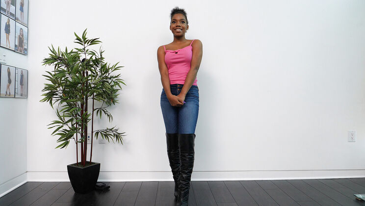 Mikka's Hot Audition