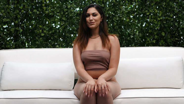 [NetVideoGirls] - Leyla Tries Out with Pussy Licking - Leyla