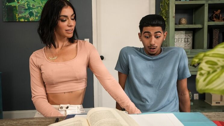 [MomIsHorny] - Help from a Sexy Stepmom - Diego Perez - Venus Valencia