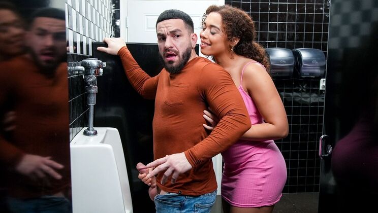 [MyPervyFamily] - Brunette Willow Ryder Takes Peter Green's Big Cock Deep - Cum Swallowing