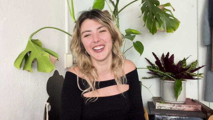 [Ersties] - The Gia G Pick: Strip Club Fun - Zora (Ersties) - Ana B (Ersties) - Helena (Ersties) - July (Ersties) - Desiree (Ersties) - Delfine (Ersties) - Sally B (Ersties) - Lana (Ersties)