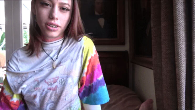 [FamilyTherapy] - Young Stepsister Laya Rae Gives Cumshot - Laya Rae