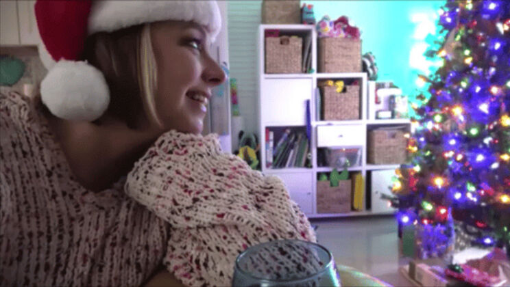 [MomComesFirst] - Blonde MILF Gets Cumshot on Her Big Tits - Brianna Beach