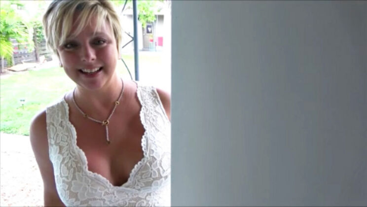 [MomComesFirst] - Big Ass MILF Brianna Beach Teaches Naughty Lessons