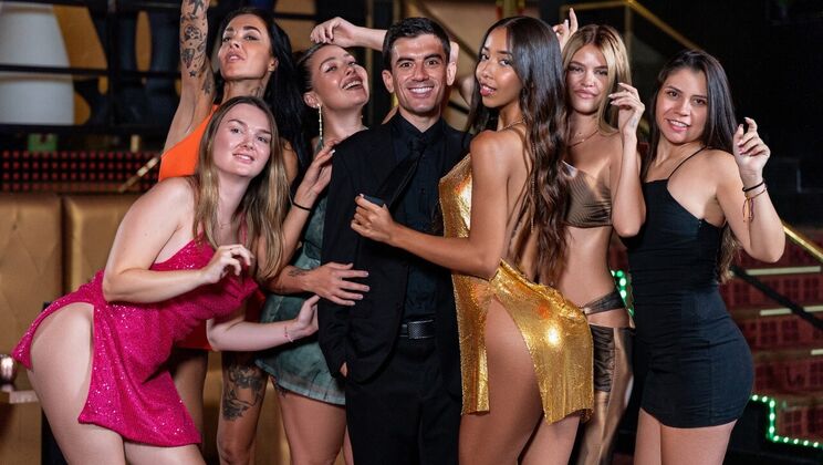 [Brazzers] - Lia Lin's Innies Pussy Gets Pounded Doggystyle - Jordi El Niño Polla - Lia Lin - Papi Rodriguez