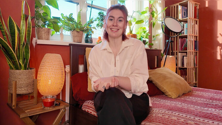 [Ersties] - Zora Helps Sarah with First Anal - Zora (Ersties)