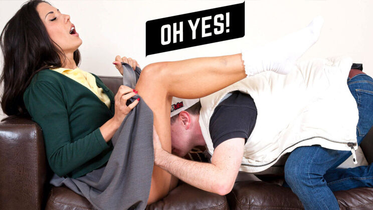 [MyMilfz] - Brunette Stepmom Alexa Tomas Hardcore Fuck & Cumshot - Alexa Tomas - Joel Tomas