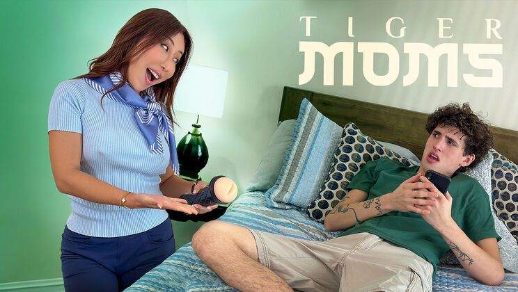 Stepmom Teaches Blowjob Techniques